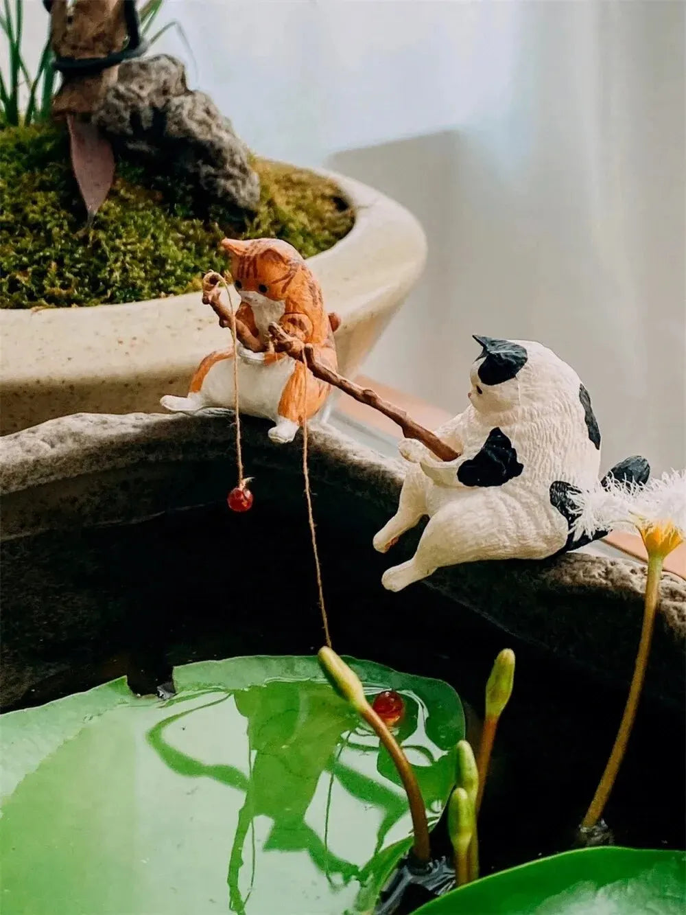 Aquarium Cat Ornament